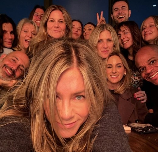 Jennifer Aniston Stuns at 56: See Her Dramatic Change After Removing Fillers